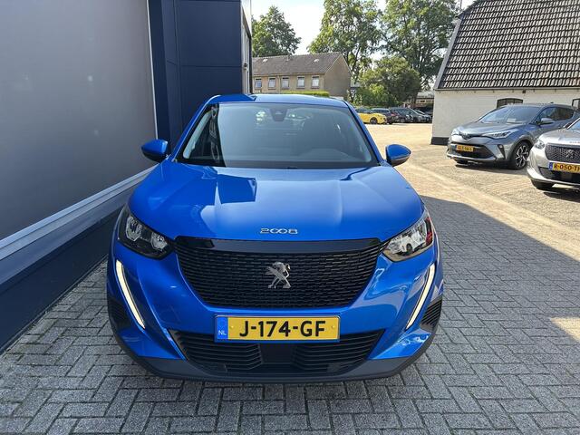 Peugeot 2008 1.2 Turbo 100 PK Active | Navigatie | DAB Radio | Climate Control | Cruise control | Airco | LED Verlichting | Elektrisch Pakket | Parkeersensoren | Apple Carplay | Hoge Zitpositie |