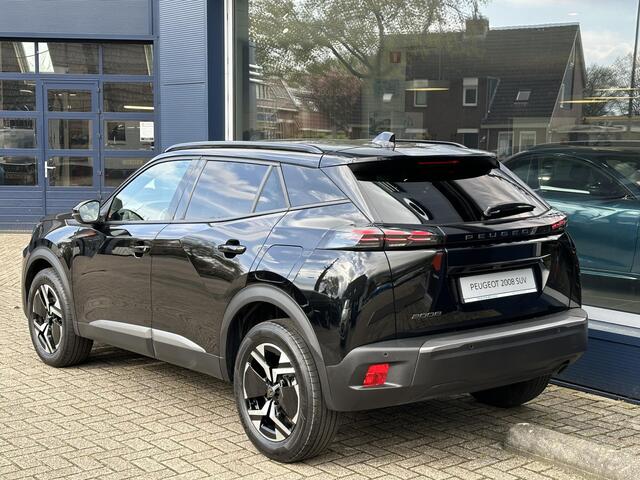 Peugeot 2008 1.2 Turbo 100 PK Allure | Bouwjaar 2024 | Nieuwste Model ! | Digitaal Instrumentarium | HD Camera | Parkeersensoren Voor + Achter | Full Screen Navigatie | LED Verlichting | Climate Control | Lichtmetalen Velgen |