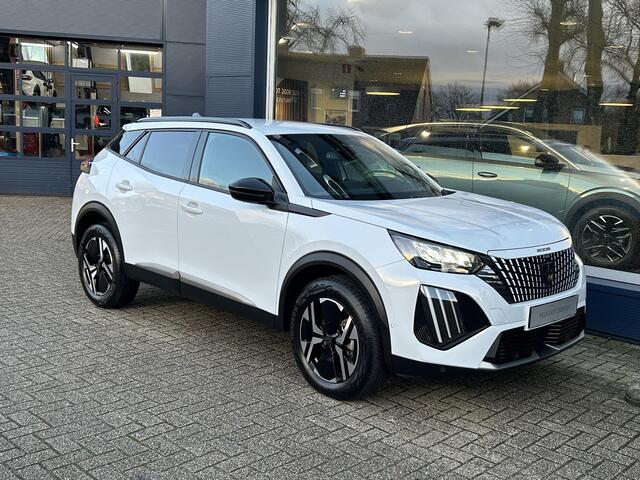 Peugeot 2008 1.2 Hybrid 145 Allure Automaat | 2025 Auto | Hybride Elektrisch rijden met Automaat | Parkeercamera 360 graden | Stoelverwarming | LED Verlichting | Navigatie via Telefoon | 17" Lichtmetalen Velgen | Adaptieve Cruise Control | Climate Control | Dode Hoek 