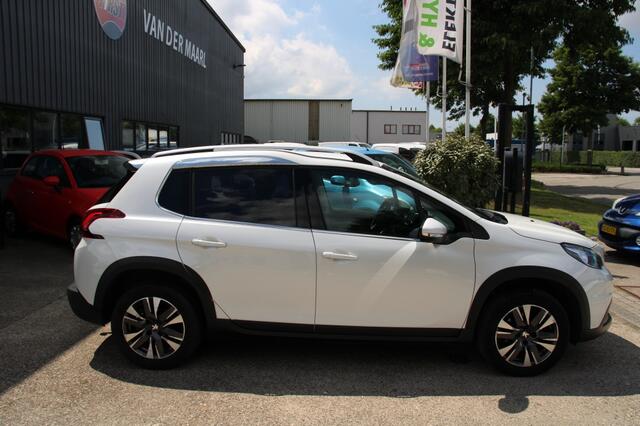 Peugeot 2008 1.2 PureTech Allure