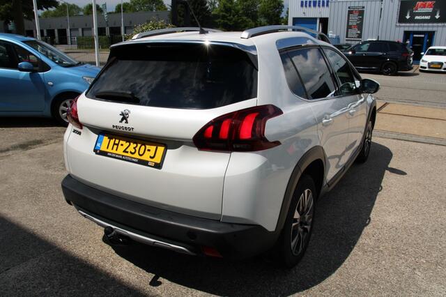 Peugeot 2008 1.2 PureTech Allure
