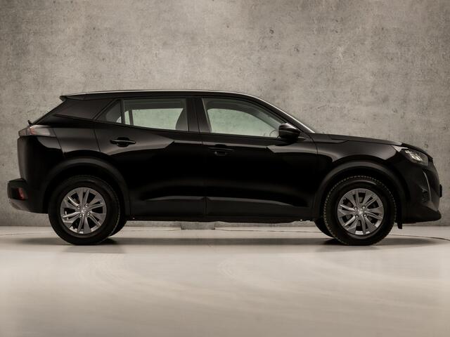 Peugeot 2008 1.2 PureTech Sport (APPLE CARPLAY, GROOT NAVI, STOELVERWARMING, PARKEERSENSOREN, SPORTSTOELEN, LED KOPLAMPEN, CRUISE, LM VELGEN, NIEUWSTAAT)