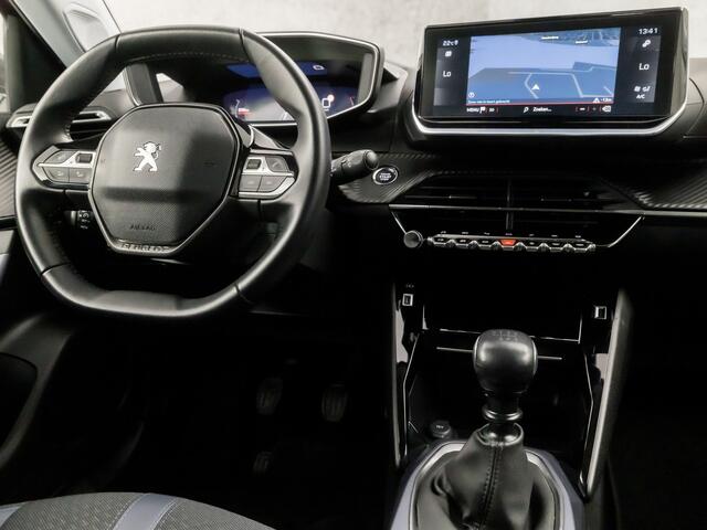 Peugeot 2008 1.2 PureTech Allure Sport (VIRTUAL COCKPIT, APPLE CARPLAY, LEDER, KEYLESS, 360 CAMERA, SPORTSTOELEN, GETINT GLAS, LM VELGEN, NIEUWSTAAT)