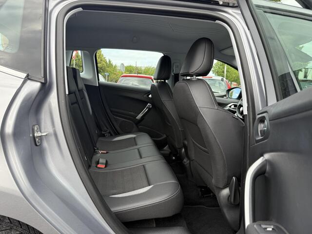 Peugeot 2008 1.2 PureTech Allure Automaat,2e Eigenaar,Navi,Clima,Cruise,Halfleder,110pk,Lm velgen,Pdc V+A,Apk tot 01-2026