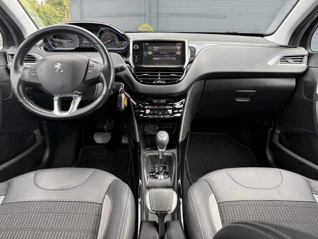 Peugeot 2008 1.2 PureTech Allure Automaat,2e Eigenaar,Navi,Clima,Cruise,Halfleder,110pk,Lm velgen,Pdc V+A,Apk tot 01-2026