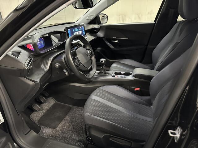 Peugeot 2008 1.2 130PK Blue Lease Allure | AppleCarPlay/AndroidAuto | Camera | Climate Control | Navigatie | Cruise Control | Keyless | FULL LED | LMV | Privacy Glass | Isofix | Parkeersensoren |