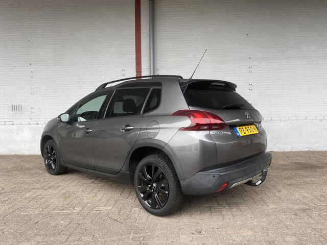 Peugeot 2008 1.2 PureTech GT-line |Goed onderhouden!|CarPlay!|Camera!|Trekhaak!|
