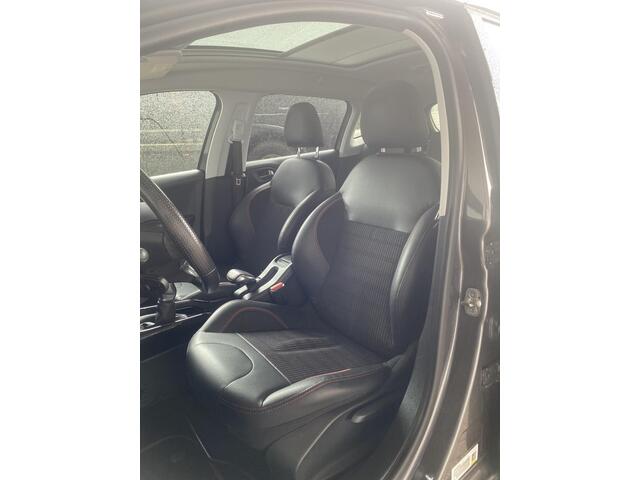 Peugeot 2008 1.2 PureTech GT-line |Goed onderhouden!|CarPlay!|Camera!|Trekhaak!|