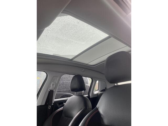 Peugeot 2008 1.2 PureTech GT-line |Goed onderhouden!|CarPlay!|Camera!|Trekhaak!|