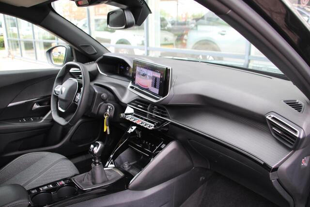 Peugeot 2008 1.2 PureTech 100pk Allure Airco Navi Camera V+A Carplay Fabrieksgarantie tot 04-2026