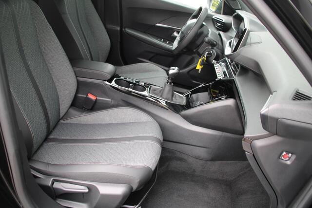 Peugeot 2008 1.2 PureTech 100pk Allure Airco Navi Camera V+A Carplay Fabrieksgarantie tot 04-2026