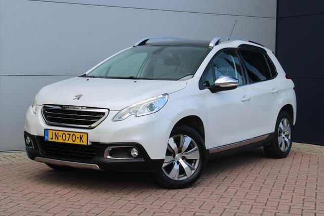 Peugeot 2008 1.2 PureTech Allure PANORAMADAK - TREKHAAK - NAVIGATIE