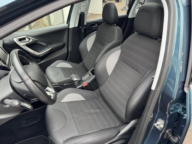 Peugeot 2008 1.2 PureTech Allure*Panoramadak*Navi*Camera*