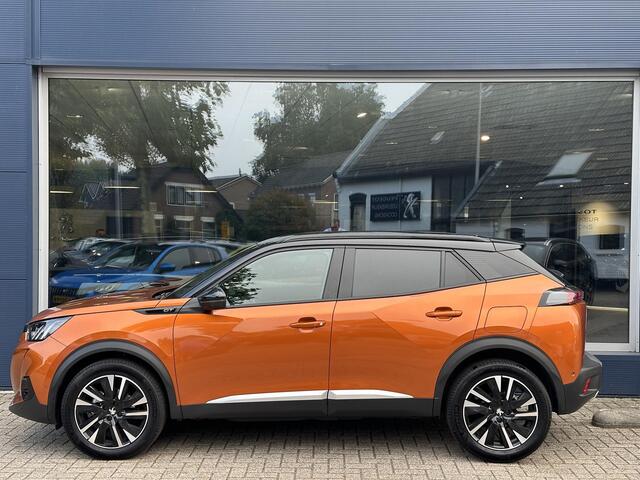 Peugeot 2008 1.2 Turbo 130 PK GT | Unieke auto met slechts 30000 KM | Navigatie | 3D Digitale Cockpit | Full LED Verlichting | Keyless Entry | Dode Hoek Detectie | Camera | Stoelverwarming | 18 Inch Velgen | Climate & Cruise Control | PDC V+A |