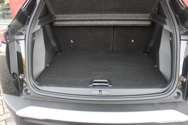 Peugeot 2008 1.2 155PK GT AUTOMAAT | PANORAMA SCHUIF / KANTELDAK | VOL LEDER | ELEKTRISCHE STOELVERSTELLING | MASAGE STOELEN | FOCAL PREMIUM HIFI | STOELVERWARMING | 18" LICHTMETALENVELGEN | DODEHOEK DETECTIE | KEYLESS ENTRY | CAMERA VOOR / ACHTER | ADAPTIVE CRUISE CO
