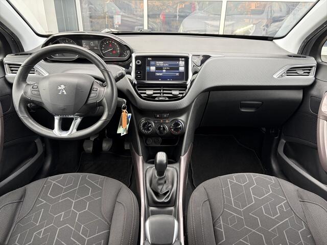 Peugeot 2008 1.2 PureTech Active 82pk | Airco | Bluetooth | Cruise control | Elektrische ramen voor | Lichtmetalen velgen 16" | Isofix bevestiging voor kinderzitjes | Zeer complete auto!