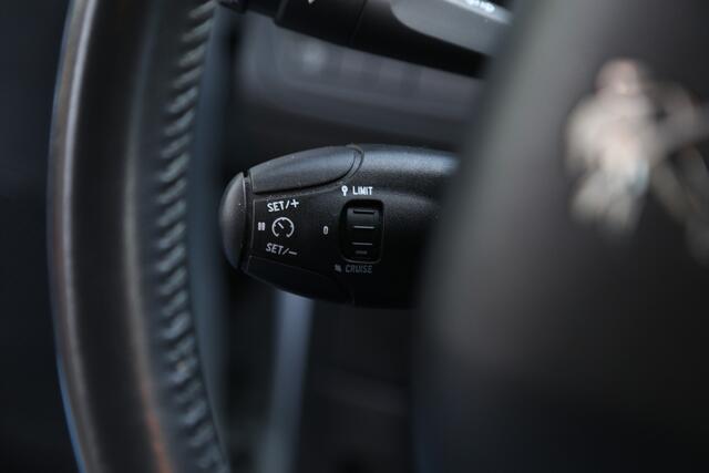 Peugeot 2008 1.2 PureTech Active Navi Airco