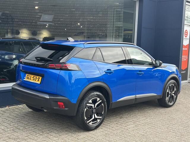 Peugeot 2008 1.2 Turbo 100PK Allure | Navigatie | All Season banden | 360 Graden Camera | Dode Hoek Detectie | Stoelverwarming | Climate Control | LED Verlichting | Cruise Control | 17" Lichtmetalen Velgen | Hoge Zitpositie | Half Lederen Bekleding |