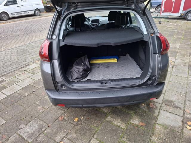 Peugeot 2008 1.2 PureT. Blue Lion