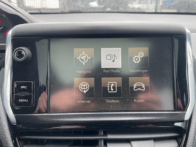 Peugeot 2008 1.2 PureTech Allure 149.000km Airco/ECC,Navigatie,Panoramadak