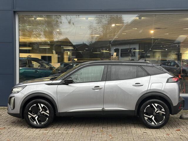 Peugeot 2008 1.2 Hybrid 145 PK GT Automaat | Navigatie | Keyless Entry | Full LED Verlichting | Parkeercamera | Adaptieve Cruise Control | Climate Control | Parkeersensoren | 17" Lichtmetalen Velgen | Hoge Zitpositie | Zwart Dak |