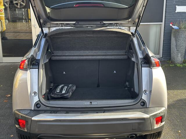 Peugeot 2008 1.2 PureTech Allure Pack CLIMA / CRUISE / NAVI / CARPLAY & ANDROID AUTO