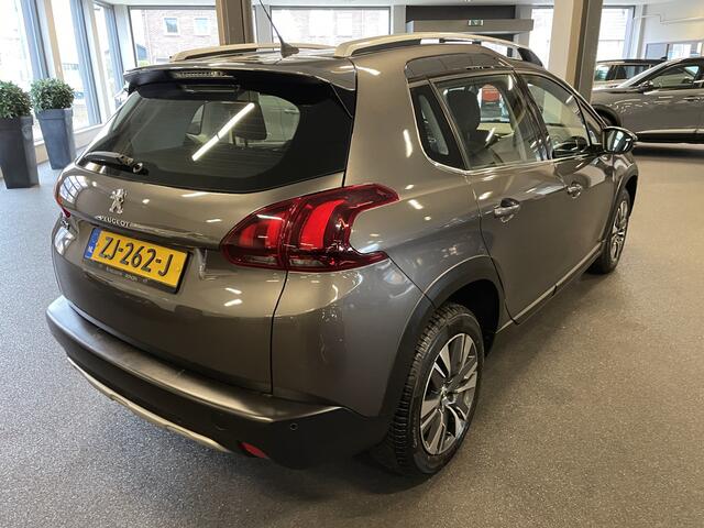 Peugeot 2008 1.2 PureTech Allure 110pk Automaat Navigatie-Achteruitrijcamera-Climate control-Apple Carplay/Android