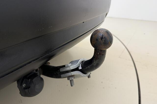 Peugeot 2008 1.2 PureTech Active 82 PK | Handgeschakeld | Trekhaak | Airco | Cruise Control | Navigatie | Bluetooth | Radio | USB | Stuurwielbediening | Elektrische ramen