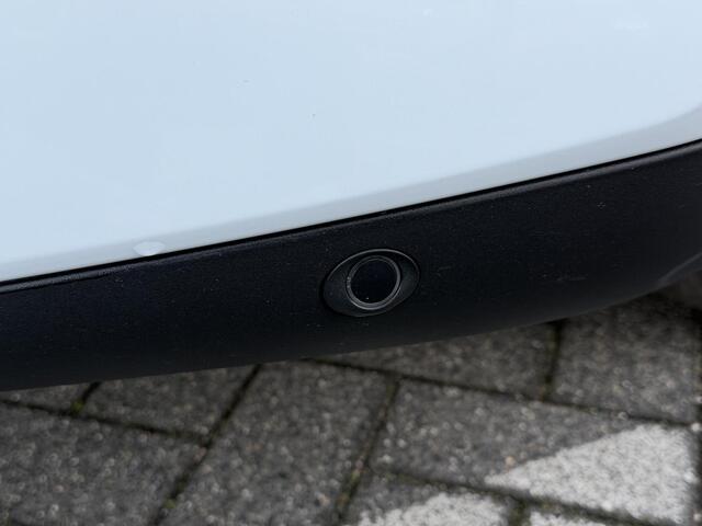 Peugeot 2008 GT 1.2 PureTech 130PK EAT8 Automaat Navigatie, Rondomzichtcamera, Keyless, Parkeersensoren, Apple Carplay, Android Auto