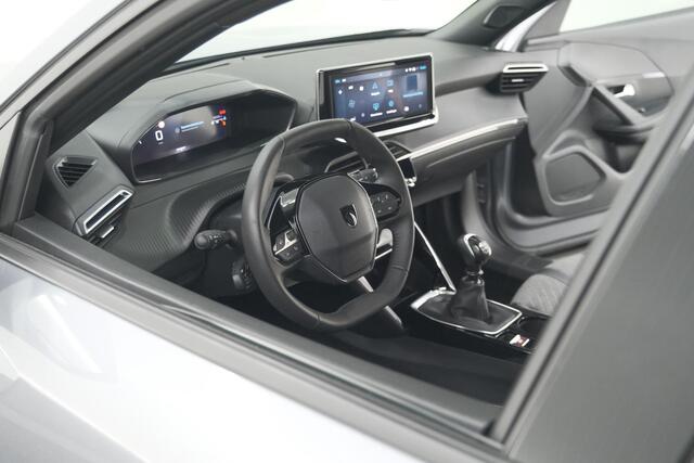 Peugeot 2008 PureTech 100 Allure | Camera | Navigatie | Parkeersensoren | Apple Carplay