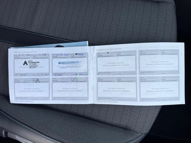 Peugeot 2008 1.2 Allure | 360° camera| Navigatie | Cruise control |