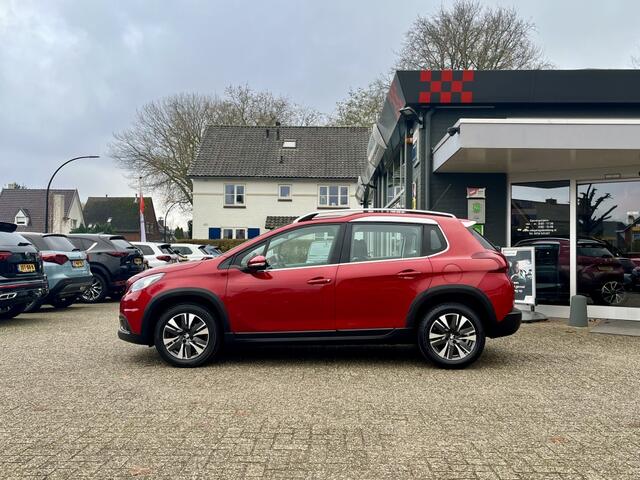 Peugeot 2008 1.2 PureTech Allure Navigatie Cruise control