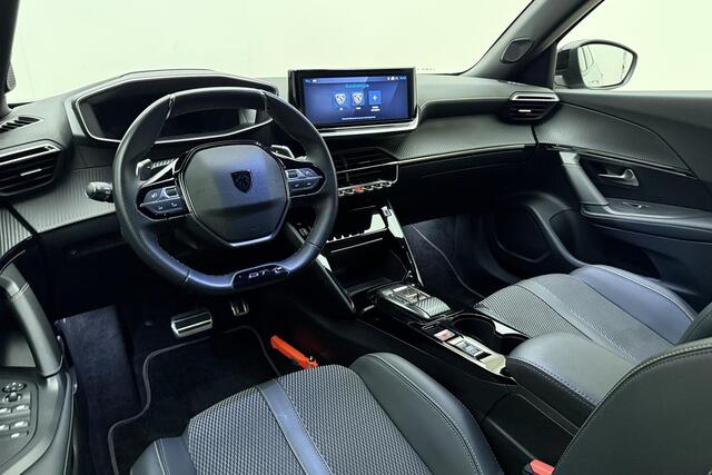 Peugeot 2008 1.2 Hybrid 136 GT Automaat | Navigatie | Dodehoek assistent | Camera | Draadloze telefoonlader | Zwart dak | Dakrails | Keyless