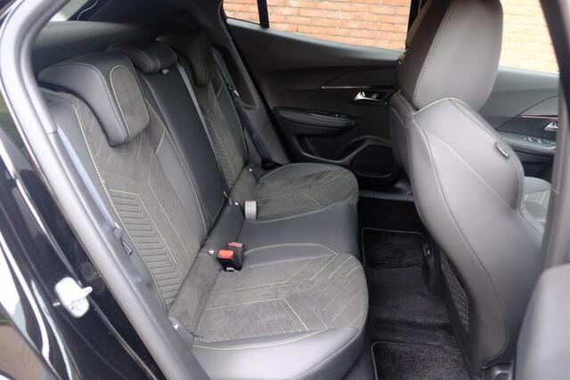 Peugeot 2008 1.2 Hybrid 145pk e-DCS6 GT | Navi | App Connect | Adaptive Cruise | Keyless | Alcantara | Camera | PDC