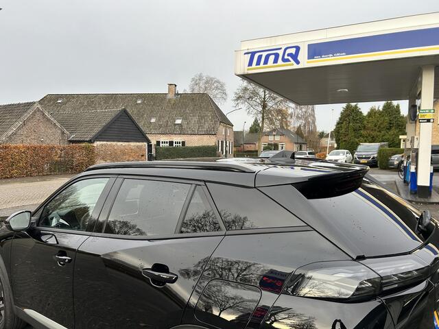 Peugeot 2008 1.2 Hybrid 145 Allure