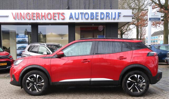 Peugeot 2008 130 Pk Luxe Allure * Unieke Kilometerstand * Door ons zelf onderhouden * * Navigatie * Stoelverwarming * Parkeer Camera * L.M. Velgen * Climate & Cruise Control * Start Button * Dab Radio * 1/2 Lederen Interieur * Apple Carplay / Android Auto * Vingerhoet
