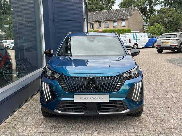 Peugeot 2008 1.2 Hybrid 145 PK Allure | Automaat Hybride | Adaptieve Cruise Control | 360 Graden Camera | Parkeersensoren V+A | Hoge Zitpositie | Climate Control | Stoelverwarming | Navigatie via Telefoon | Apple Carplay & Android Auto draadloos |LED Verlichting | 17"