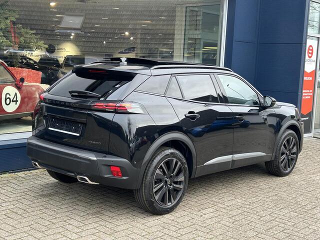 Peugeot 2008 1.2 Hybrid 145 PK GT | Automaat Hybride | VOORRAAD DEAL met ¤7.000 Korting | Panorama Schuif-/Kanteldak | Navigatie | 360 Graden Camera | Keyless Entry | Full LED Verlichting | Zwart Dak | Climate Control | 18" Lichtmetalen Velgen Evissa | Sportstoelen |