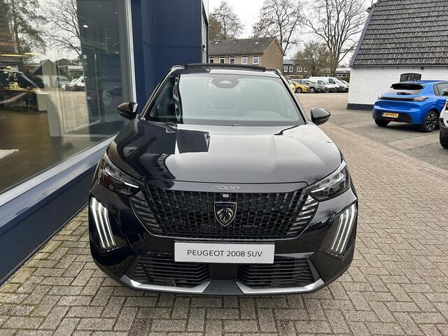 Peugeot 2008 1.2 Hybrid 145 PK GT | Automaat Hybride | VOORRAAD DEAL met ¤7.000 Korting | Panorama Schuif-/Kanteldak | Navigatie | 360 Graden Camera | Keyless Entry | Full LED Verlichting | Zwart Dak | Climate Control | 18" Lichtmetalen Velgen Evissa | Sportstoelen |