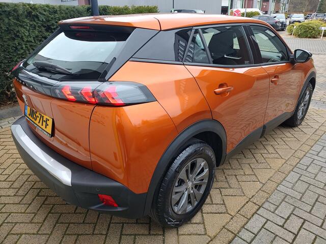 Peugeot 2008 1.2 PureTech Active Pack Allure Led Navi-Carplay Cruise-Control Stoelverwarming