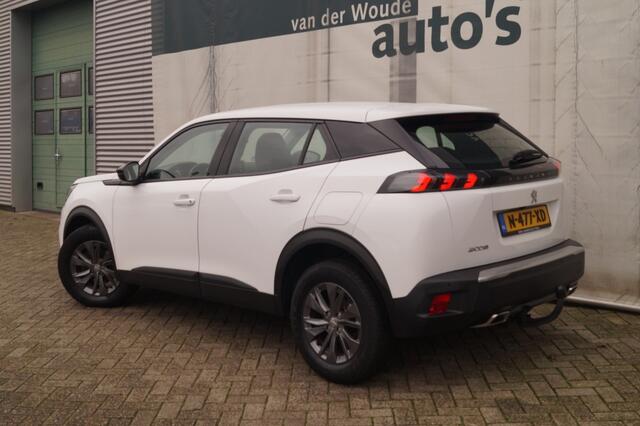 Peugeot 2008 1.2 PureTech 130pk Active Pack -NAVI-CAM-PDC-