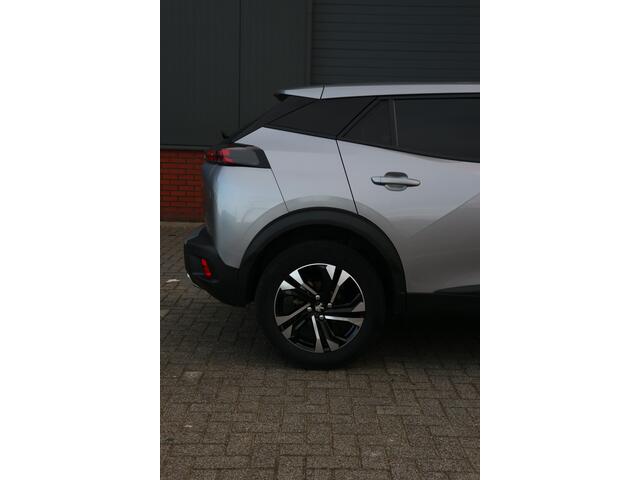 Peugeot 2008 1.2 PureTech Active Pack 360 camera | stoelverwarming |