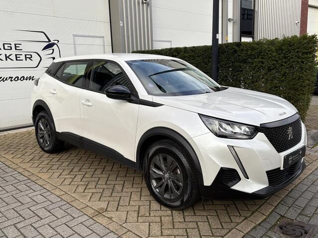 Peugeot 2008 1.2 PureTech Active Pack Automaat, Parelmoer lak, Navigatie, LED, Parkeersensoren