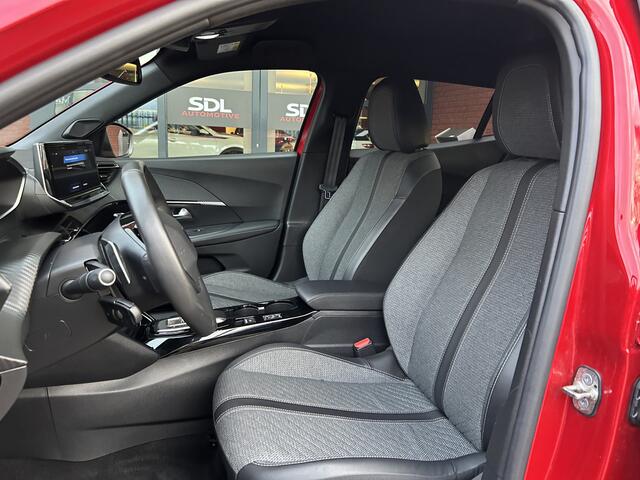 Peugeot 2008 1.2 PureTech 130 Allure // FULL LED // APPLE CARPLAY / ANDROID AUTO // KEYLESS // STOELVERWARMING // PDC V+A