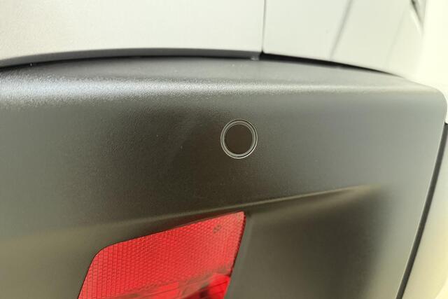 Peugeot 2008 1.2 PureTech Allure 130 PK | 8-Traps Automaat | Camera | Navigatie | Trekhaak | Parkeersensor | Mirror Screen | Apple Carplay | 1e eigenaar | Dealer onderhouden