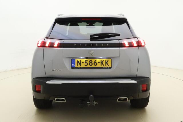 Peugeot 2008 1.2 PureTech Allure 130 PK | 8-Traps Automaat | Camera | Navigatie | Trekhaak | Parkeersensor | Mirror Screen | Apple Carplay | 1e eigenaar | Dealer onderhouden