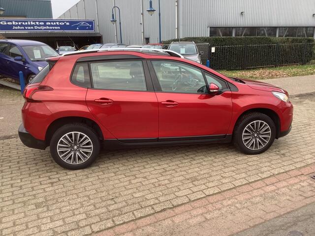 Peugeot 2008 1.2 PURET. BLUE LION