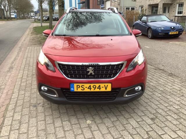 Peugeot 2008 1.2 PURET. BLUE LION
