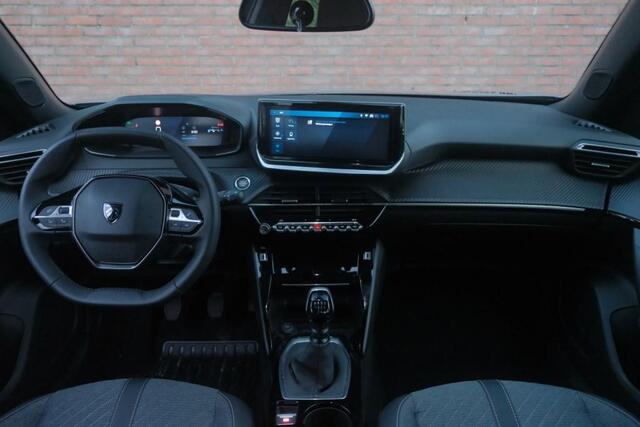 Peugeot 2008 1.2 PureTech 100pk Allure | App Connect | Keyless | Adaptive Cruise | Camera | Dodehoek | PDC