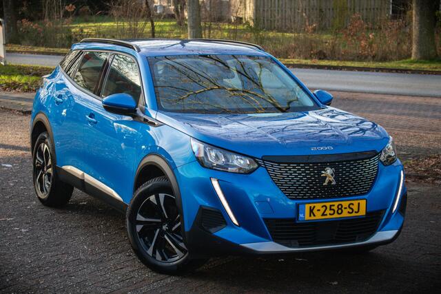 Peugeot 2008 1.2 PureTech Allure I Trekhaak I All season banden
